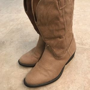EUC Rampage cowboy boots
